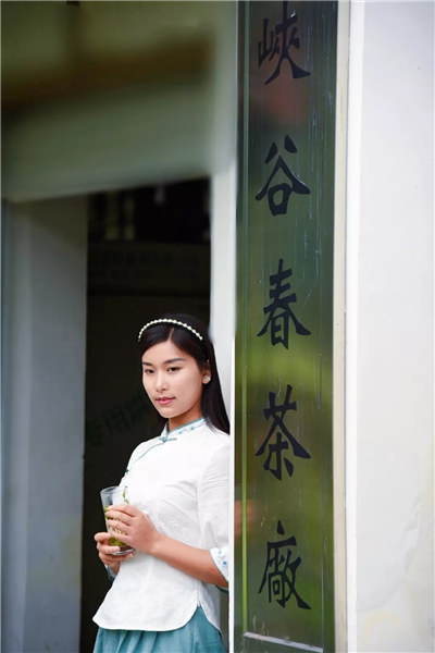 婺源鄉(xiāng)間有茶香